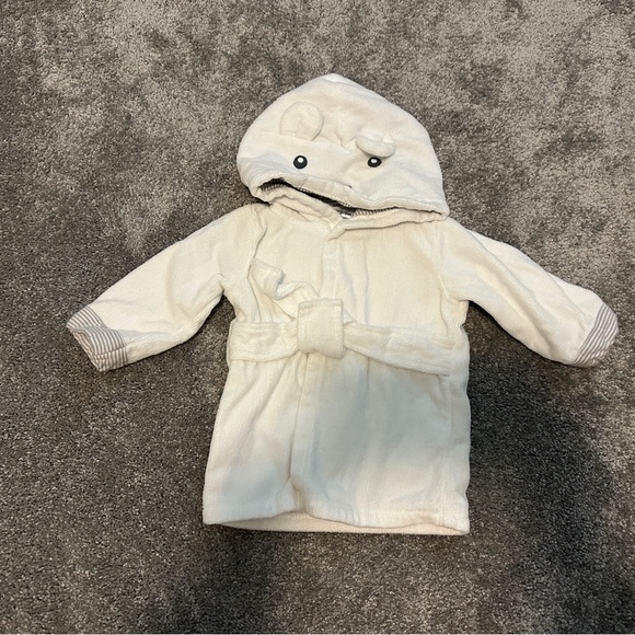 Carter's Baby Unisex White Polar Bear Hooded Robe Size 0-9 Months - Picture 1 of 5